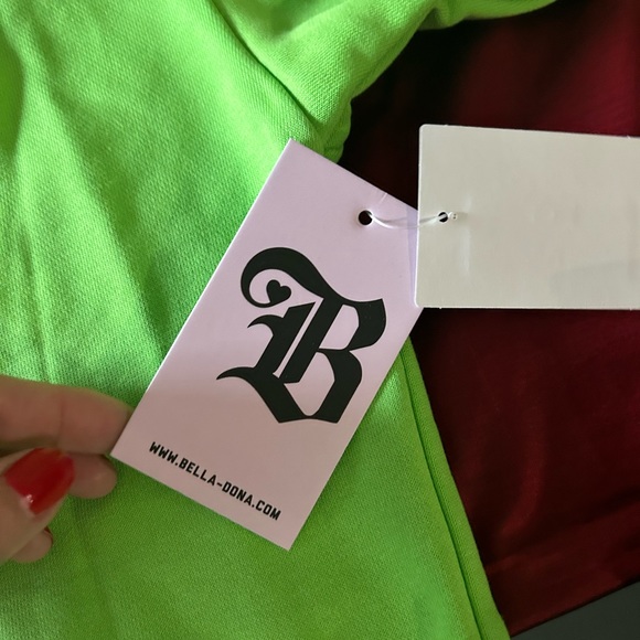 Bella Doña short sleeve  crewneck - Picture 4 of 6